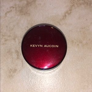 Kevyn Aucoin sensual skin enhancer SX09